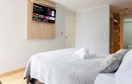 LUXURY 1BR/1BA MIRAFLORES TERRACE