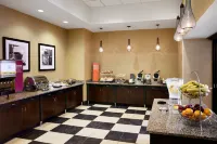 Hampton Inn & Suites Chicago/Mt. Prospect - Frühstück