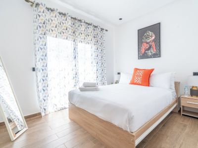 Elegant and Bright Studio