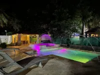 Sunny Retreat, Ultimate Getaway Hotels in Bocacanasta