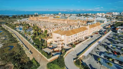 Hotel Bahia Sur Hotels near Playa de la Puntilla