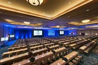 Embassy Suites by Hilton Scottsdale Resort - parking