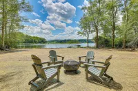 Boat, Fish & Unwind: Waterfront Gem in Pocono Mtns - Wifi