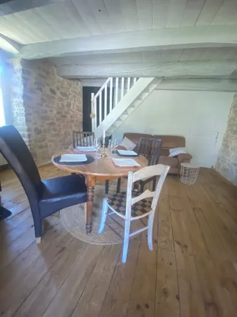 1 bedroom private vacation home in figeac Отели в г. Фижак