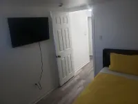 Basement Retreat by the Airport Hotel di Delaware County