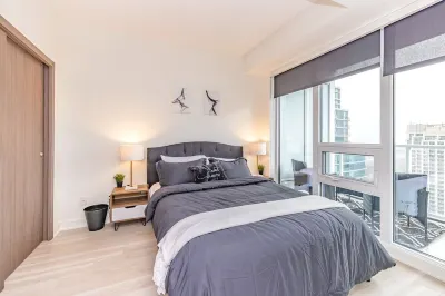 Saint Suites - Luxury High Rise Lake View/Gym/Wifi Hotels in The Harbourfront