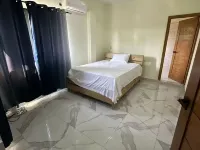 ático hermoso en el cuarto piso Hotels in Jarabacoa