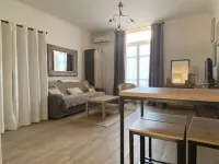 Spacious studio, ideally located