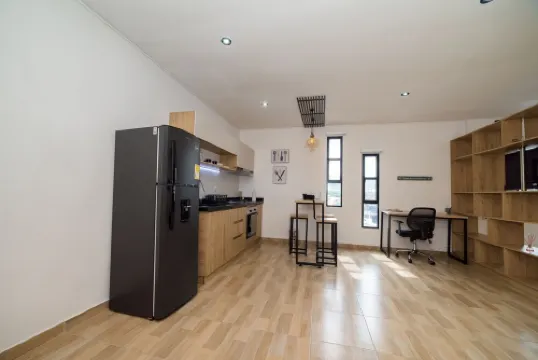Elegant Caobos Coliving & Coworking