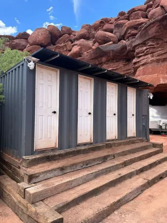 Cozy Tiny Home @ Private Moab Ranch