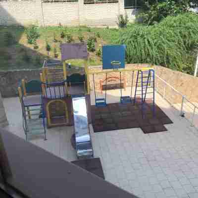 Zolotoy Bereg, 16st. Fontana Others