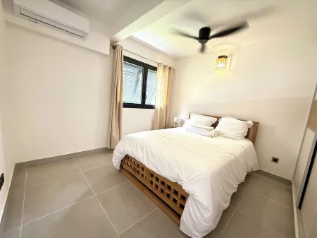 70 m² T3 apartment with garden, lagoon view, three minutes from the beach.