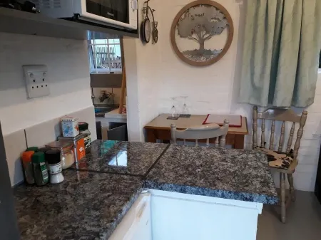 Cozy quirky cottage Constantia