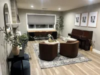 Montreal manor-beautiful and spacious home in Concord