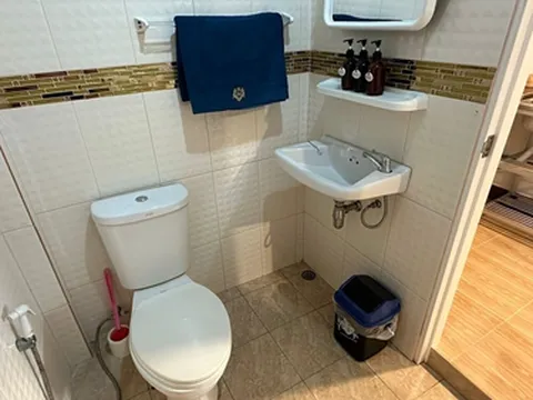 รูปภาพของChun Chom - Baan Lom Suay