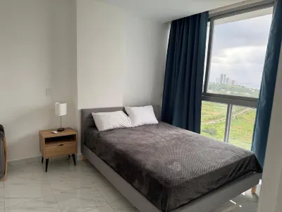 Modern apartment with AC and fitness room in tranquil Punta Blanca Hotel a 