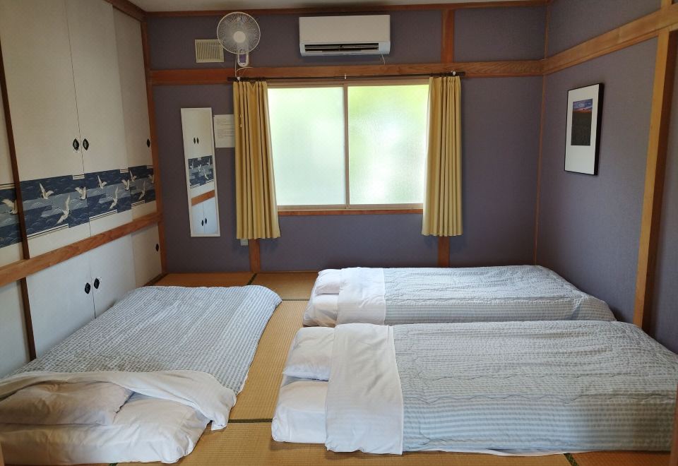 3. 투어리스트 홈 ..