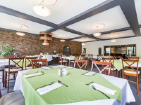 三河城Travelodge by Wyndham飯店 三河城酒店