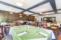 Travelodge by Wyndham Trois-Rivieres - parking