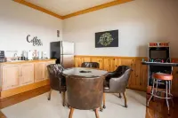 Private 3,100 Sq Ft Wolf Laurel Lodge w/ Epic Views, Skiing & at Trail Access