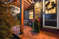 Downtown Forest Hotels in Greeneville