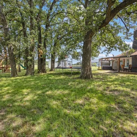 Private Guest Suite + Zipline + Hot Tub + Starlink + Game Room-Near Lake Texoma