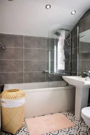 The Stables Flat, Altrincham Diggers