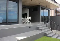 Oceanfront Elegance Hotels in De Kelders