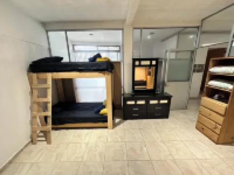 SUITE 2B CAPACITY UP TO 8 PERSONS