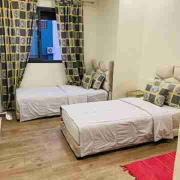 Modern apartment 2min walk from mehdia beach Rooms