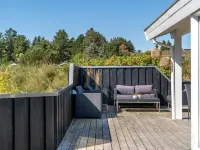 "Greta" - 2.5km from the sea