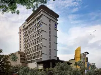 Novotel Pekanbaru Hotels near Pecinan