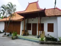 Limasan Wongso Hotel di Seyegan