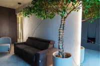 Super Beachfront Penthouse for Families with Breakfast, 2 Parking Spaces, Private Beach