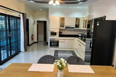 รูปภาพของHaus mit Pool zu Vermieten