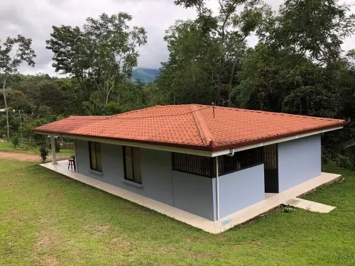 Peaceful and quite house just 45 min from beaches! Hotel a Rivas