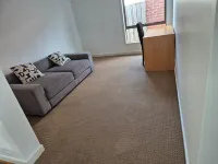 4 Bedroom House in Werribee Hotels in Werribee