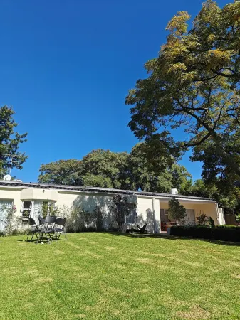 Luxury Cottage into Nature in Sandton, peaceful place with full of nature