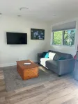 Welcome to The Ferns in Cobble Hill! Quiet, clean and functional bachelor suite.