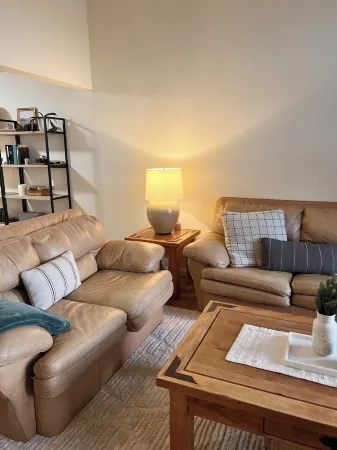 Charming Big 4-bedroom house with AC in Suisun City