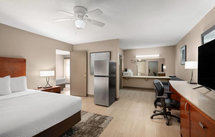 Travelodge by Wyndham Parker