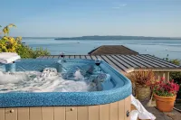 Cottage with Puget Sound, Mount Rainier, & Olympic Views