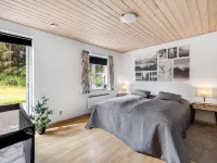 "Marlise" - 2.5km from the Sea