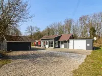 "Edy" - 25km from the Sea Hotels in Arrild
