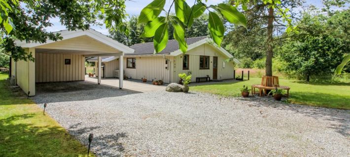 "Arvi" - 30km from the Sea Hotels in Arrild