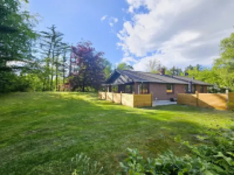 "Gundis" - 500m to the Fjord