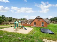 "Aagot" - 1.7km from the sea