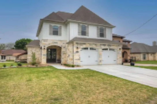 Stunning Luxury Home on Lake LBJ!