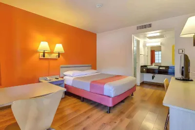 Motel 6 Santa Rosa, CA - South Hotels in Santa Rosa