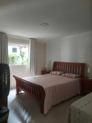 Recanto da Sulla, Seu Refúgio Perfeito: Piscina Privativa, Área Gourmet e Charme Hotels near Pista de Skate da Praia de Jauá